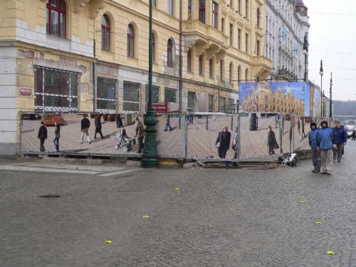Reklama na oplocení staveniště
